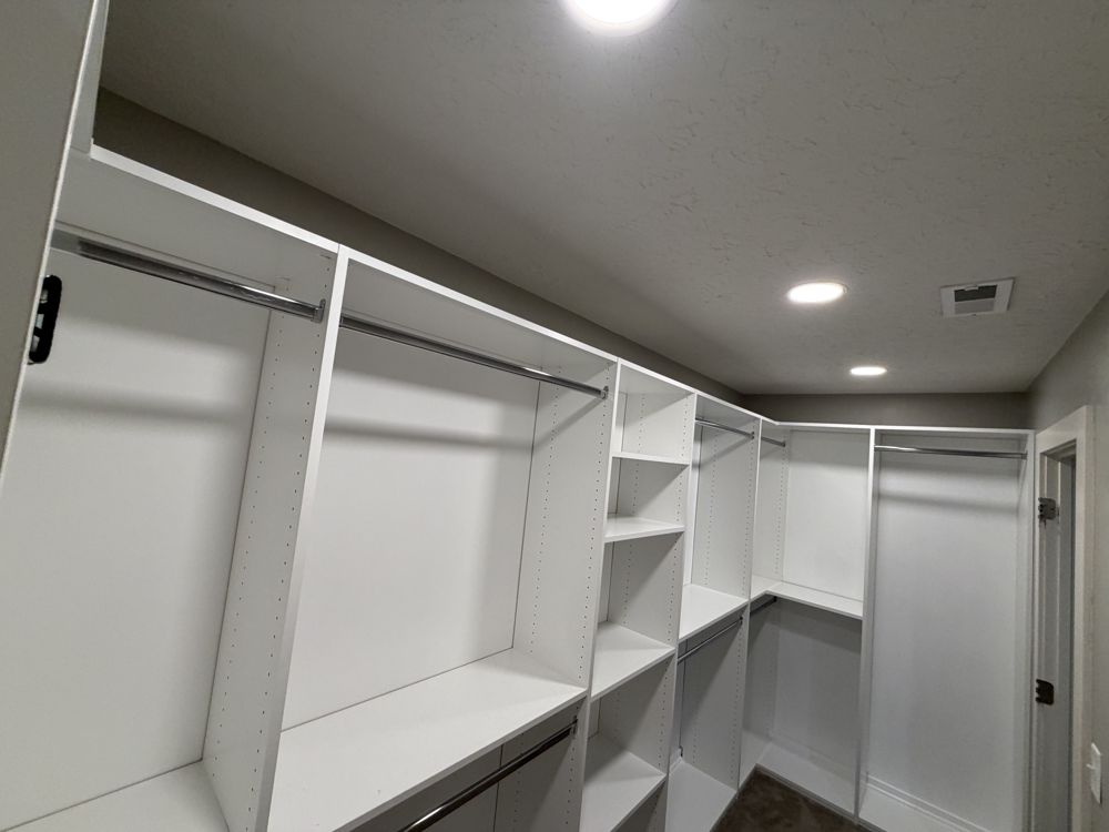 Custom walk-in closet system